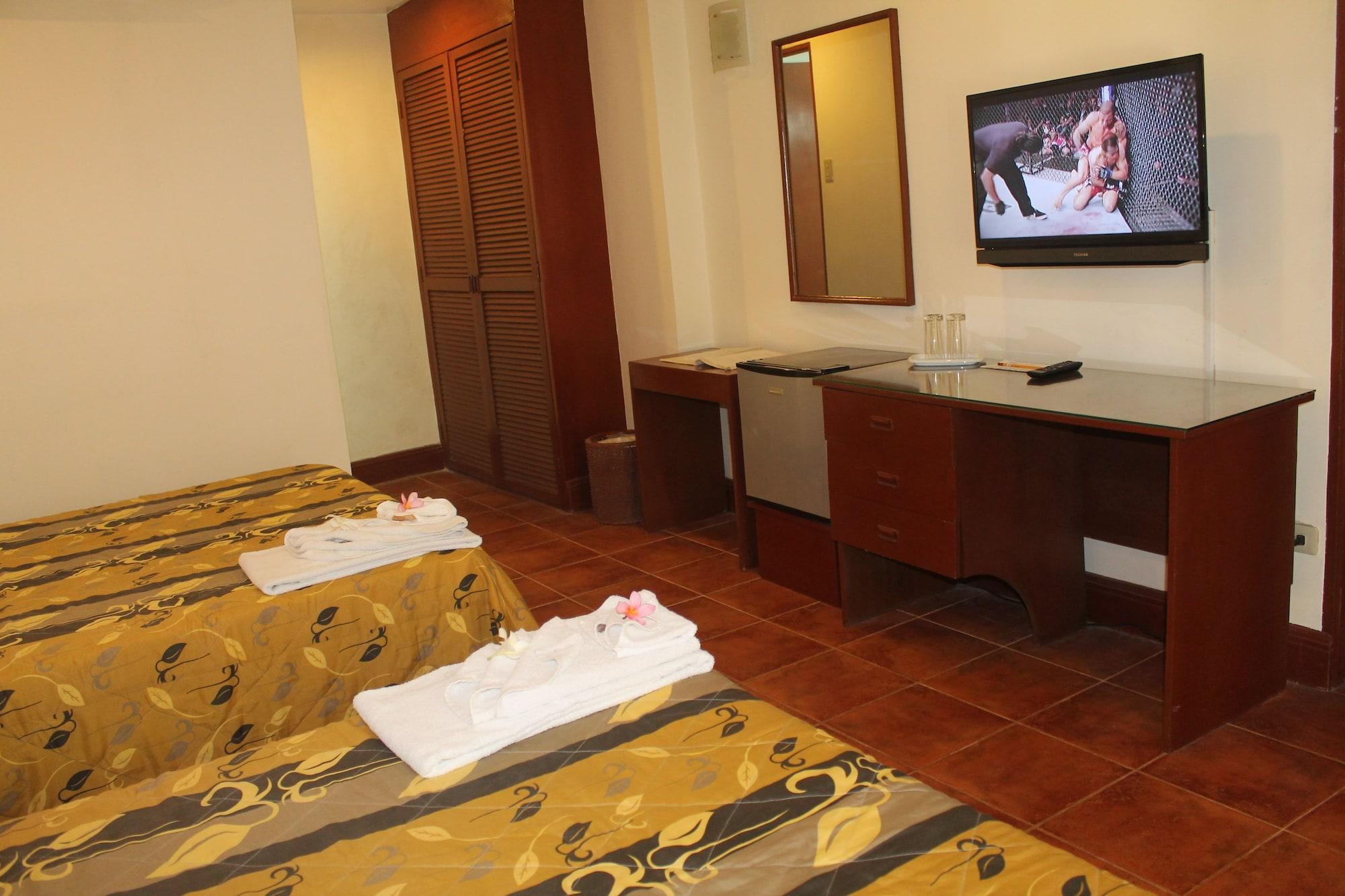 Hey Jude Resort Hotel Balabag  Ngoại thất bức ảnh