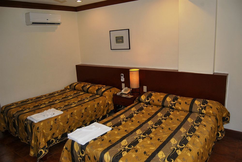 Hey Jude Resort Hotel Balabag  Ngoại thất bức ảnh