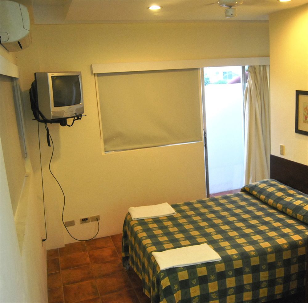 Hey Jude Resort Hotel Balabag  Ngoại thất bức ảnh